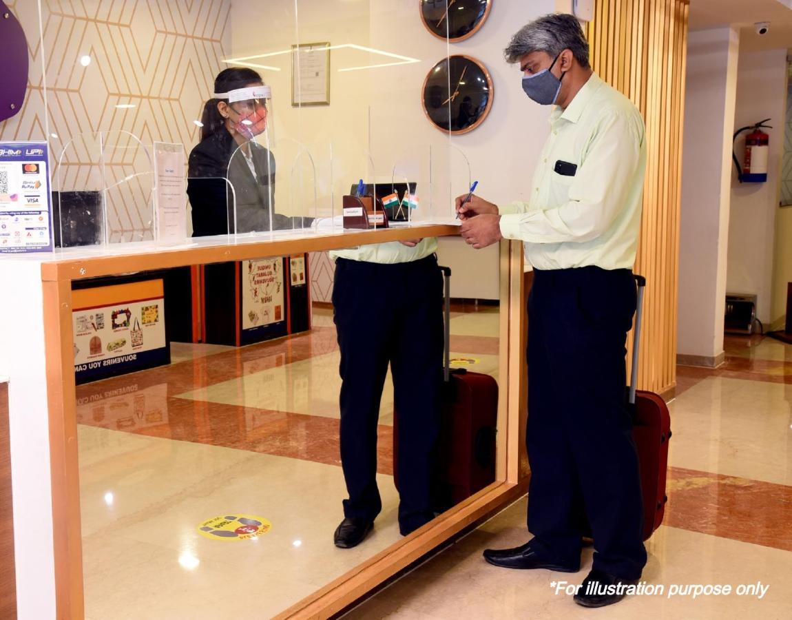 Oyo 35845 U-Turn Otel Harsola Dış mekan fotoğraf